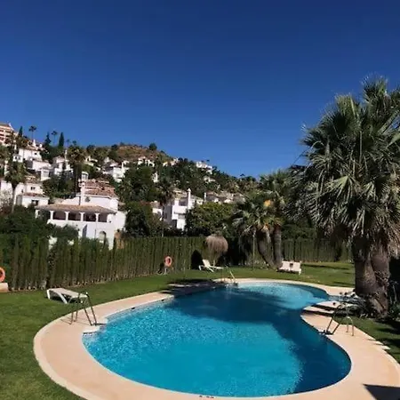 3 Bedroom Duplex Penthouse With Stunning Rooftop Solarium And Views Apartman Marbella