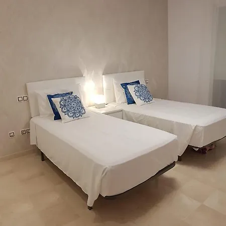 3 Bedroom Duplex Penthouse With Stunning Rooftop Solarium And See Views * Marbella