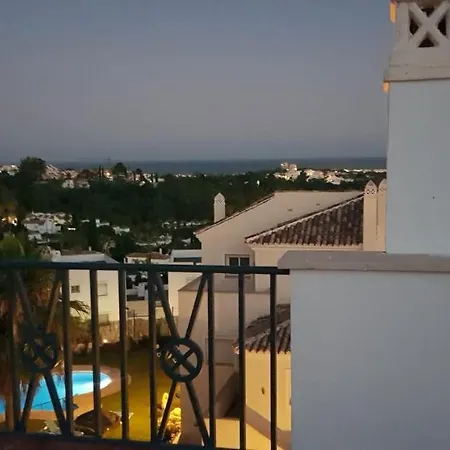 3 Bedroom Duplex Penthouse With Stunning Rooftop Solarium And See Views * Marbella