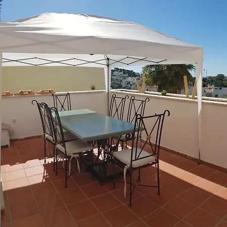 3 Bedroom Duplex Penthouse With Stunning Rooftop Solarium And See Views * Marbella